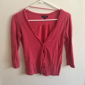 pink cropped 3/4 length sleeve cardigan